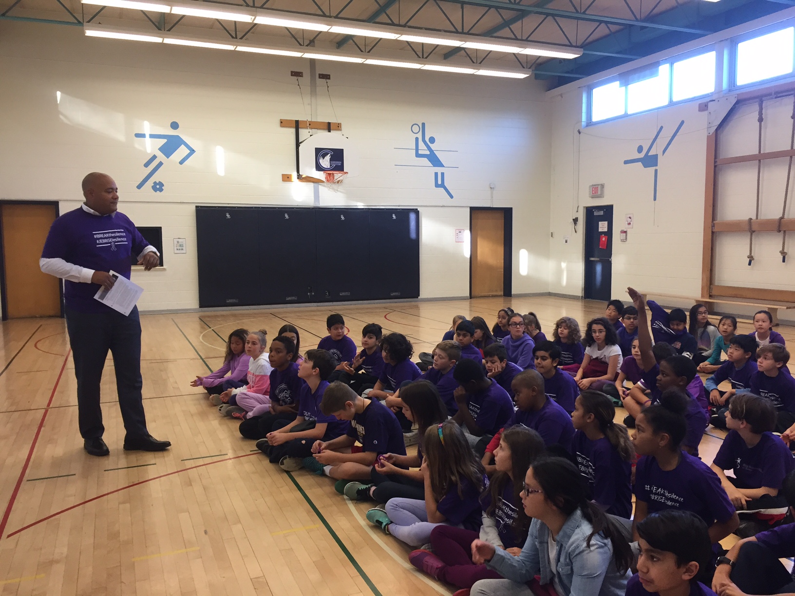 DRESS PURPLE DAY 2017: OACAS and CASs work with schools to raise awareness about child abuse prevention